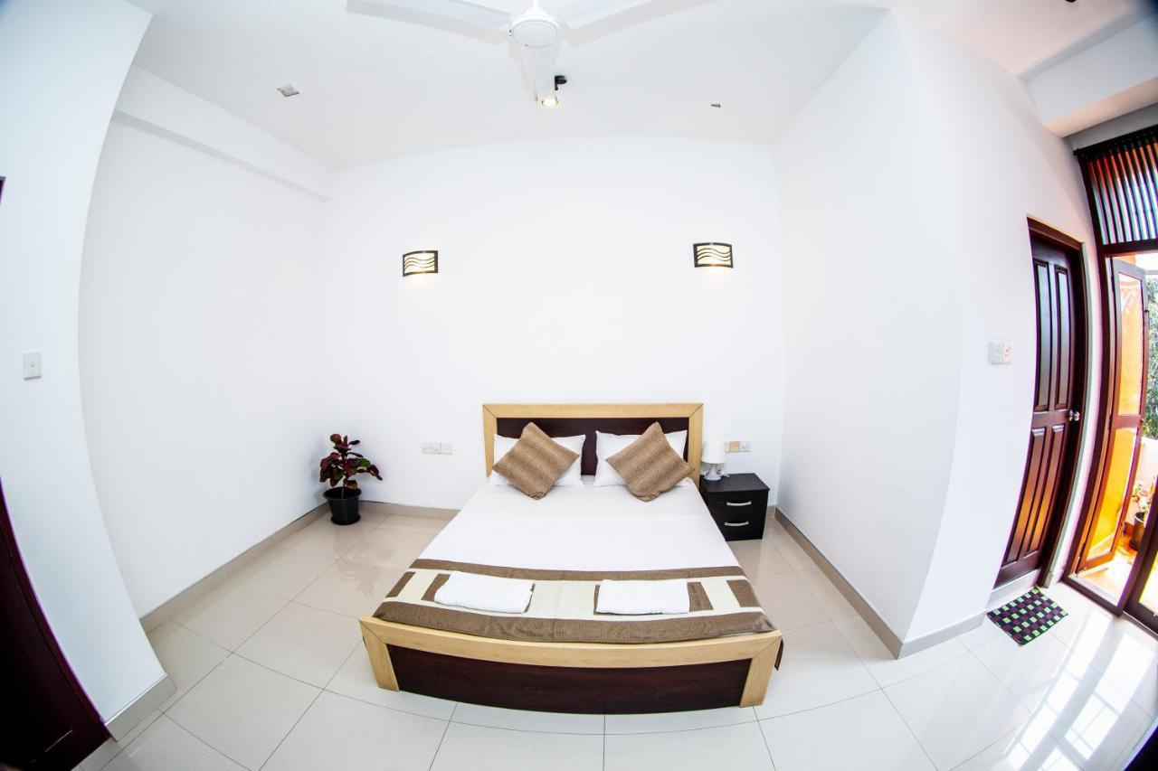 Anthuan Residence Negombo Exterior photo